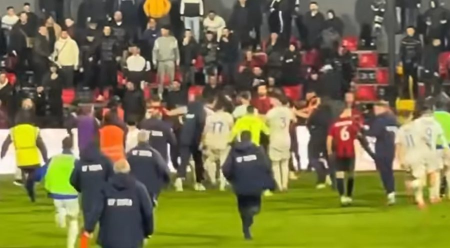 U shmang p&euml;rleshja masive n&euml; stadiumin &ldquo;Flamurtari&rdquo;, klubi