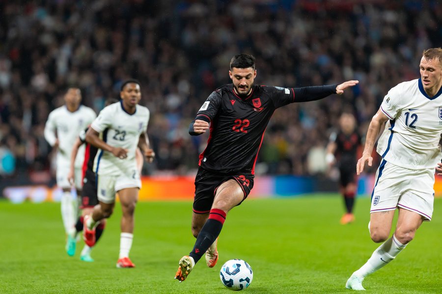 LEGJIONAR&Euml;T/ Armando Broja n&euml; &ldquo;pole &ndash; position&rdquo; me