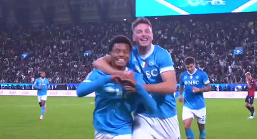 VIDEO/ Bologna e pafuqishme, Napoli i Amir Rrahmanit fiton Superkup&euml;n e