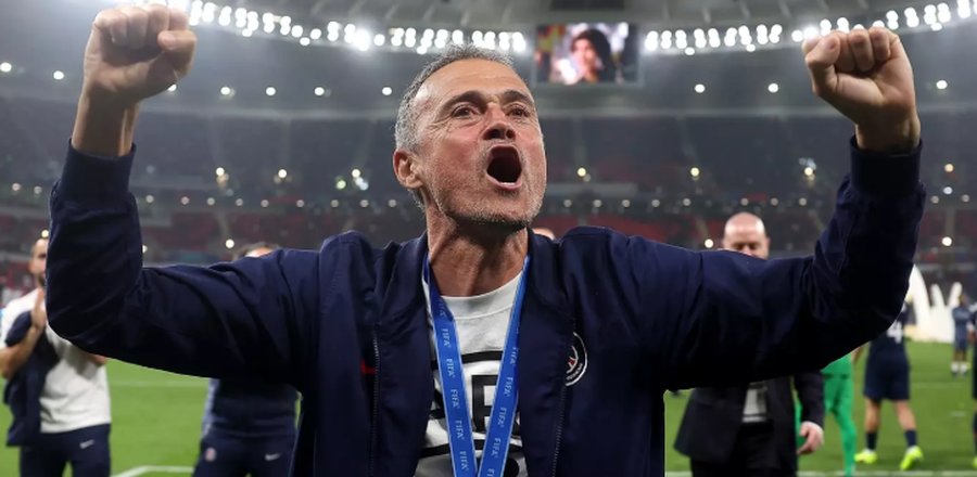 Asnj&euml; trajner si Enrique n&euml; Bot&euml;, spanjolli i jep leksione dhe