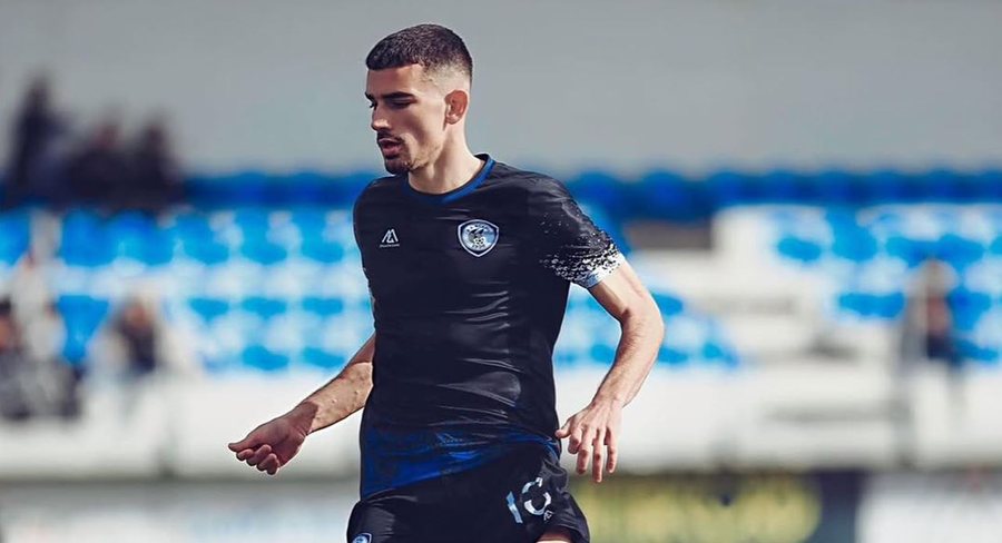 ZYRTARE/ Vet&euml;m 9 ndeshje n&euml; k&euml;t&euml; sezon, mesfushori njofton