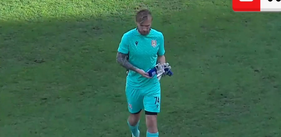 E &Ccedil;UDITSHME n&euml; Superiore! Portieri &ldquo;proteston&rdquo; n&euml;