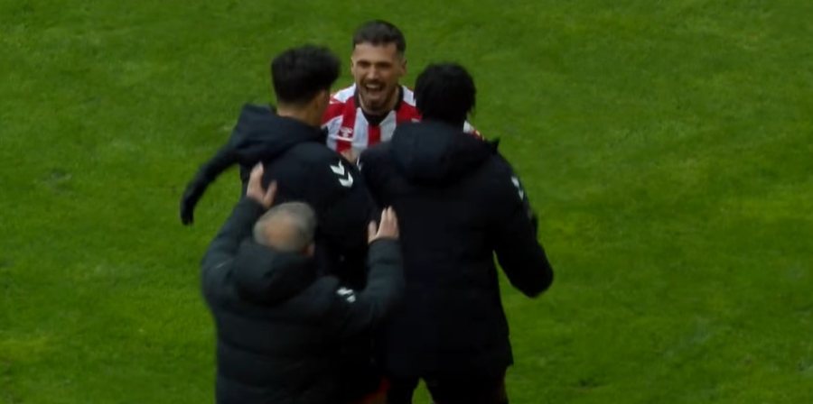 VIDEO/ &ldquo;Tradhtoi&rdquo; Shqip&euml;rin&euml; p&euml;r Maqedonin&euml; e