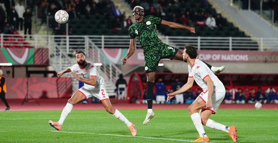 VIDEO/ 5 gola dhe spektak&euml;l, Nigeria merr fitore "thriller"! Mane