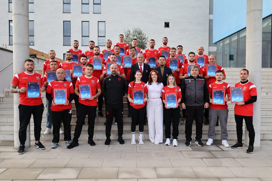 E BUJSHME/ Portieri i Partizanit i &ldquo;b&euml;n dalje&rdquo; futbollit, merr