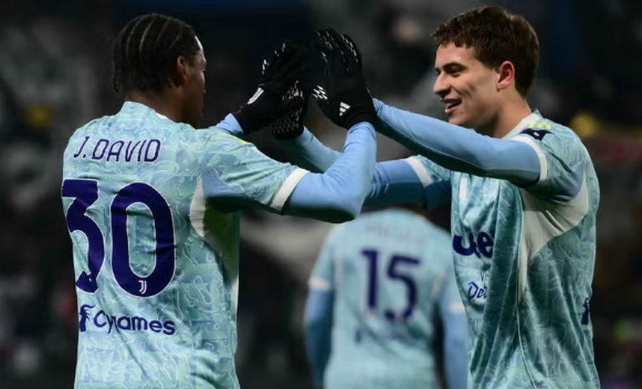 VIDEO/ 2 gola p&euml;r 1 minut&euml;, Juventus s'fal Sassuolo-n