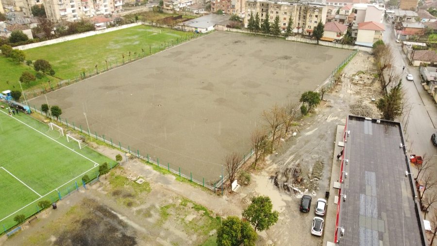 FSHF nuk ndalet, tjet&euml;r fush&euml; me bar natyral drejt p&euml;rfundimit