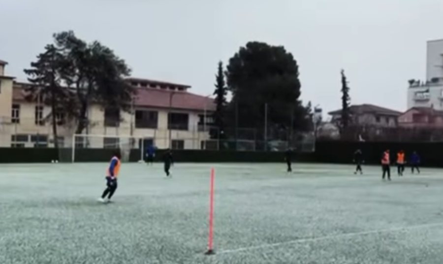 VIDEO/ Bresh&euml;ri &ldquo;pushtoi&rdquo; kryeqytetin, por nuk ndali