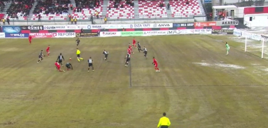 VIDEO/ SUPERGOL nga distanca, ish-i i Sk&euml;nderbeut e b&euml;n