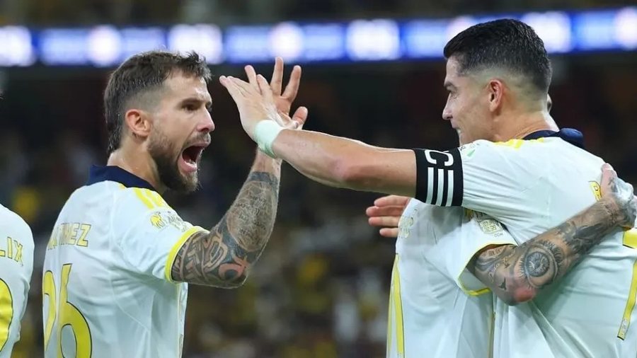 &ldquo;Tradhtoi&rdquo; Barcelon&euml;n p&euml;r Cristiano Ronaldon,