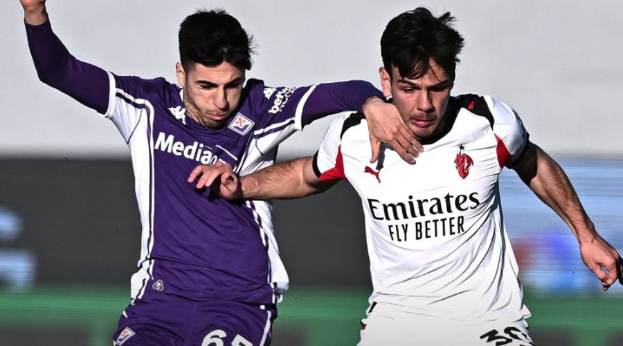 VIDEO/ Sulmuesi francez shp&euml;ton Milanin nga &ldquo;turpi&rdquo;,