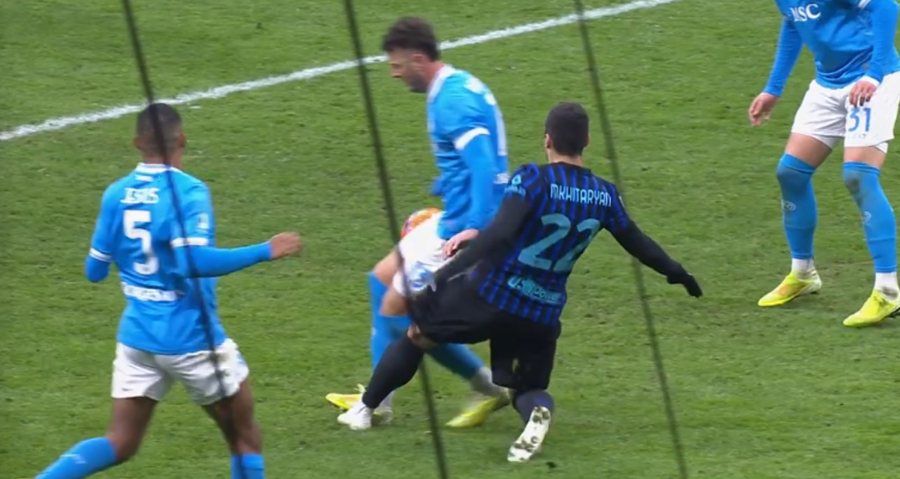 VIDEO/ Napoli l&euml; &ldquo;shpirtin&rdquo; n&euml; Milano, kapiteni shqiptar e