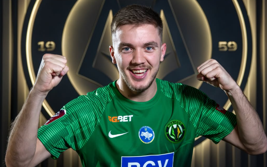 ZYRTARE/ 1 milion euro, Andi Hadroj shok ekipi me mbrojt&euml;sin e Kosov&euml;s