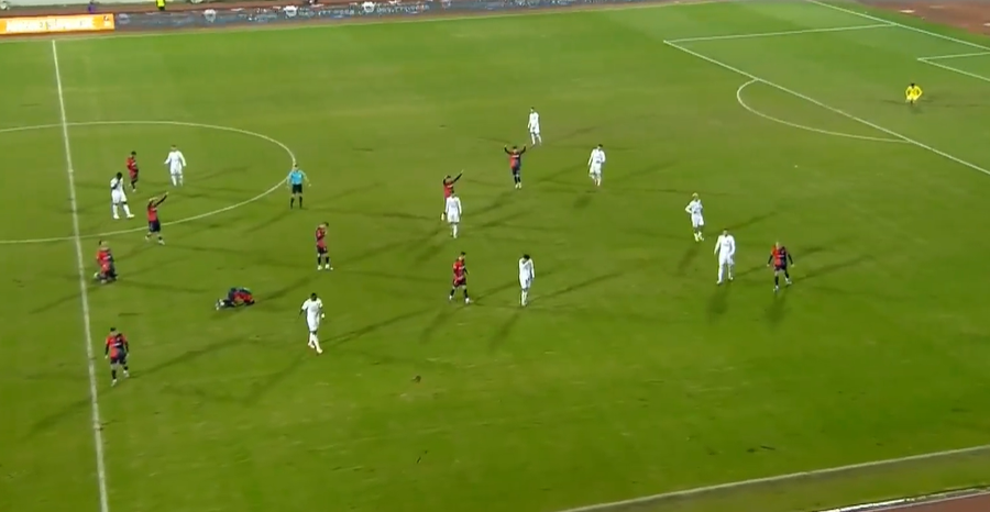 VIDEO/ Hapet &ccedil;&euml;shtja titull, kuqeblut&euml;