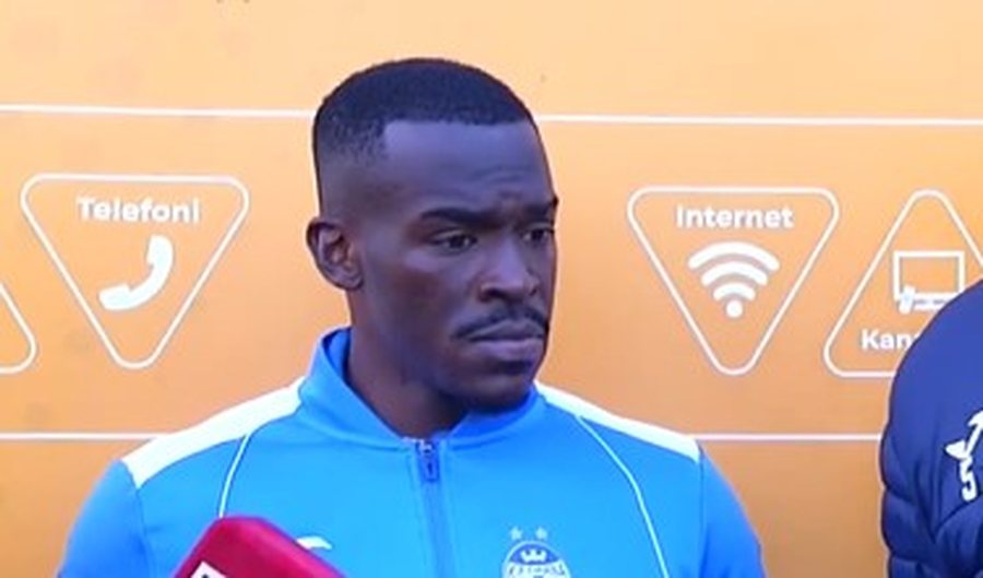 Sh&euml;noi gol p&euml;rball&euml; Vor&euml;s, afrikani Ndong ia b&euml;n