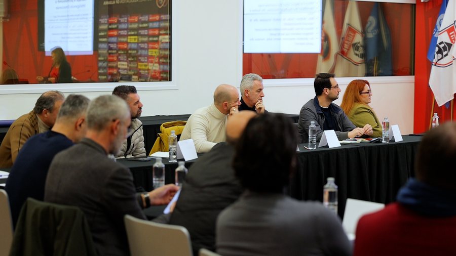 Seminar mbi inteligjenc&euml;n emocionale n&euml; &ldquo;Sht&euml;pin&euml; e