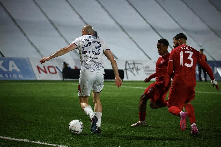 &nbsp;&ldquo;Sy e vesh&euml;&rdquo; nga Shkodra, Partizani drejt &ldquo;Loro