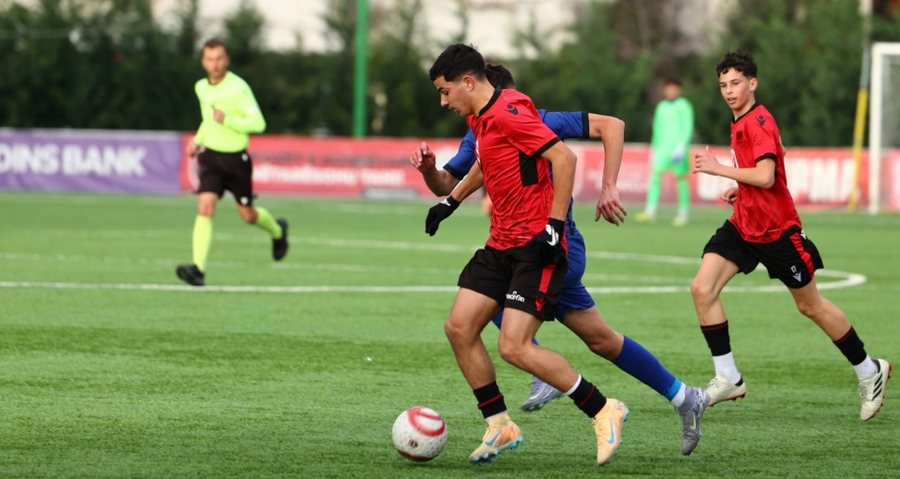 Elite Youth Development Academy, misionin p&euml;r t&euml; nd&euml;rtuar dhe