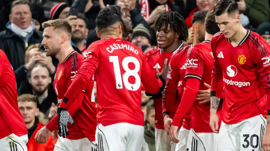 E KRYER/ Erdhi p&euml;r t&euml; &ldquo;shp&euml;tuar&rdquo; Manchester United,