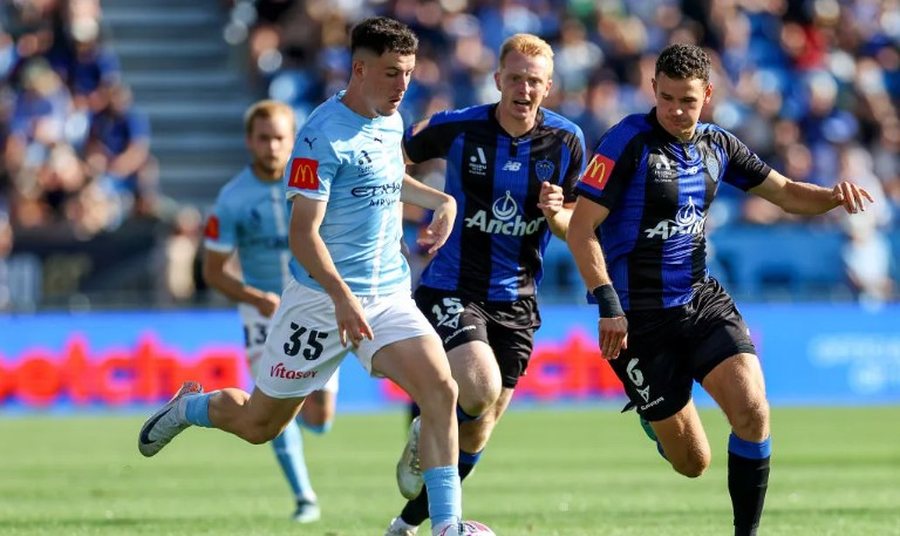 VIDEO/ 3 gola dhe 1 asist brenda dy jav&euml;sh te City-n, sulmuesi shqiptar