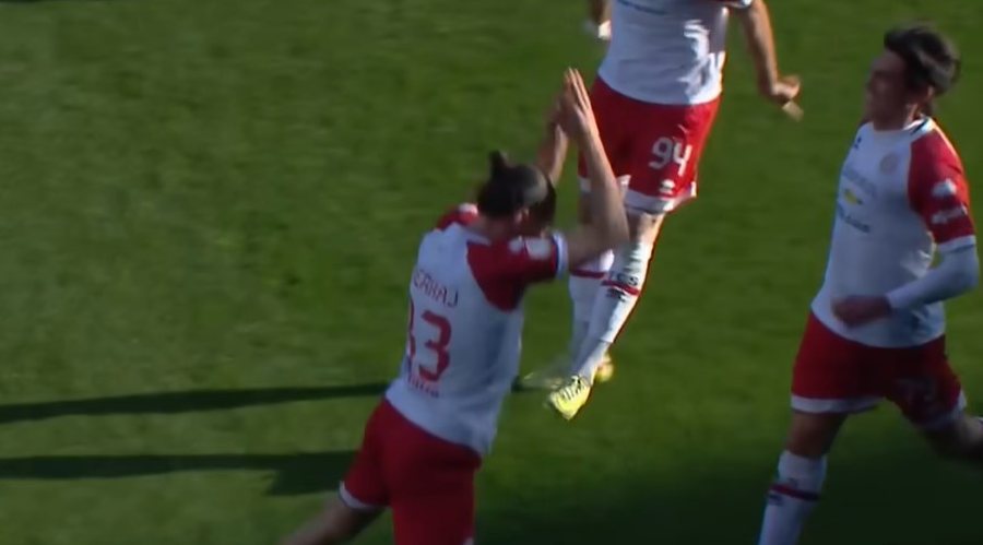 VIDEO/ Protagonist me gol dhe festim si Cristiano Ronaldo, sulmuesi shqiptar