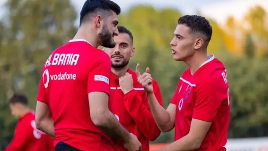 &ldquo;Asllani si rasti i Broj&euml;s&rdquo;, ish-lojtari i Shqip&euml;ris&euml;