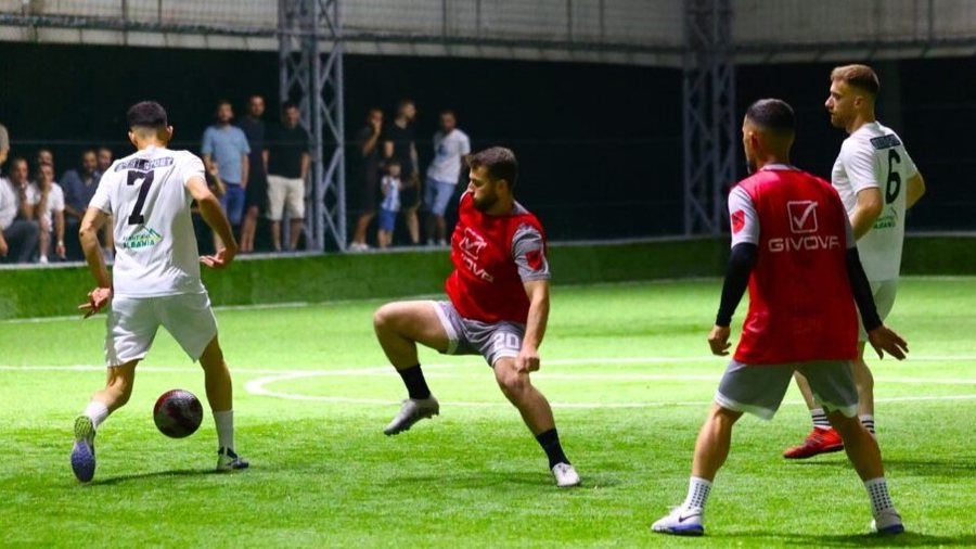 Kupa &ldquo;Kategoria e Par&euml;&rdquo; 5&times;5/ Luhen ndeshjet