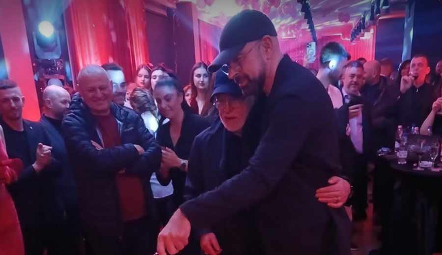 FOTOLAJM/ T&euml; p&euml;rqafuar para 80 viteve histori, Gaz Demi dhe Olsi Rama