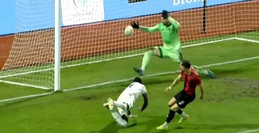 LIVE/ Egnatia kap &ldquo;mat&rdquo; skuadr&euml;n vlonjate, zhbllokohen shifrat