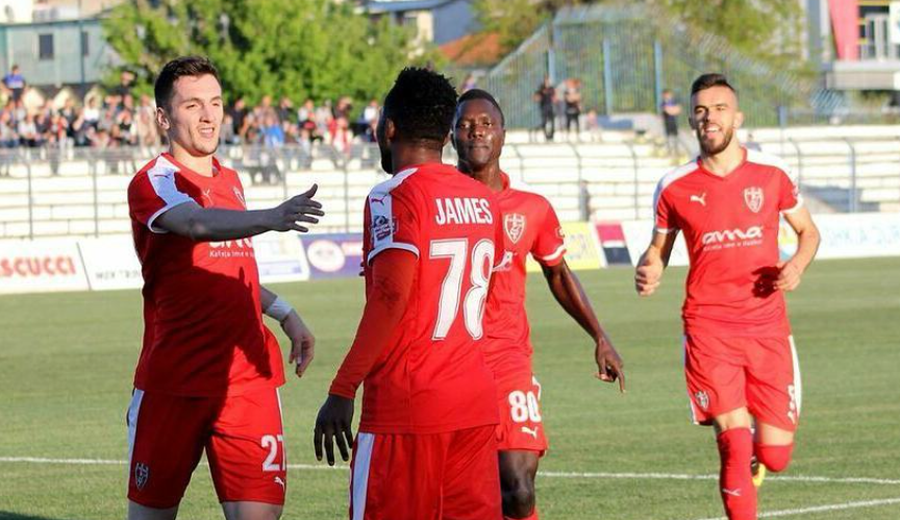 E KRYER/ Sk&euml;nderbeu e shiti 350 mij&euml; euro, sulmuesi afrikan me