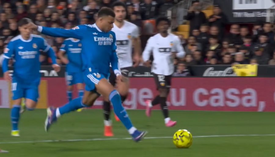 VIDEO/ Real Madrid nuk i &ldquo;shqitet&rdquo; Barcelon&euml;s n&euml; krye