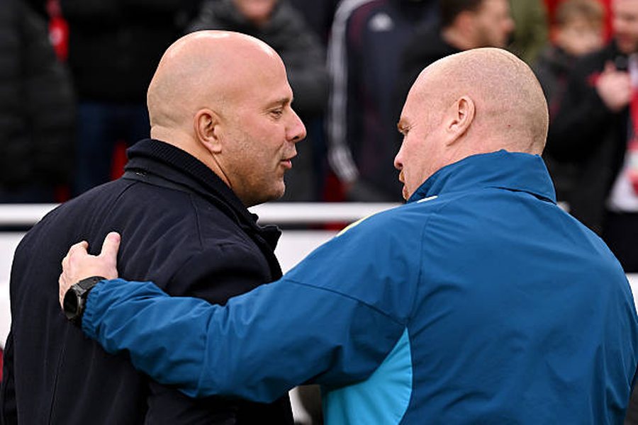 ZYRTARE/ Vendim DRASTIK, klubi i Premier League SHKARKON menj&euml;her&euml;