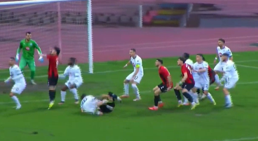 VIDEO/ Goli i kapitenit s&rsquo;mjafton p&euml;r Dinamon e Ilir Daj&euml;s,