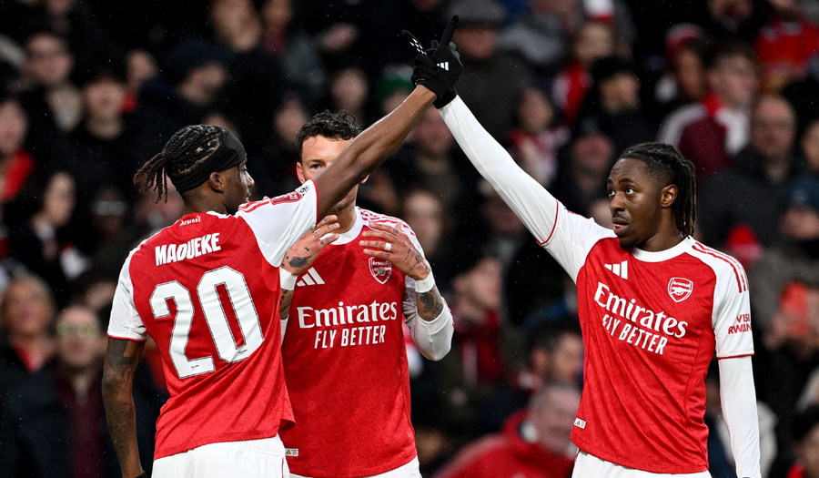 VIDEO/ 4 gola p&euml;r 16 minuta, Arsenal dhuron &ldquo;show&rdquo; n&euml; FA