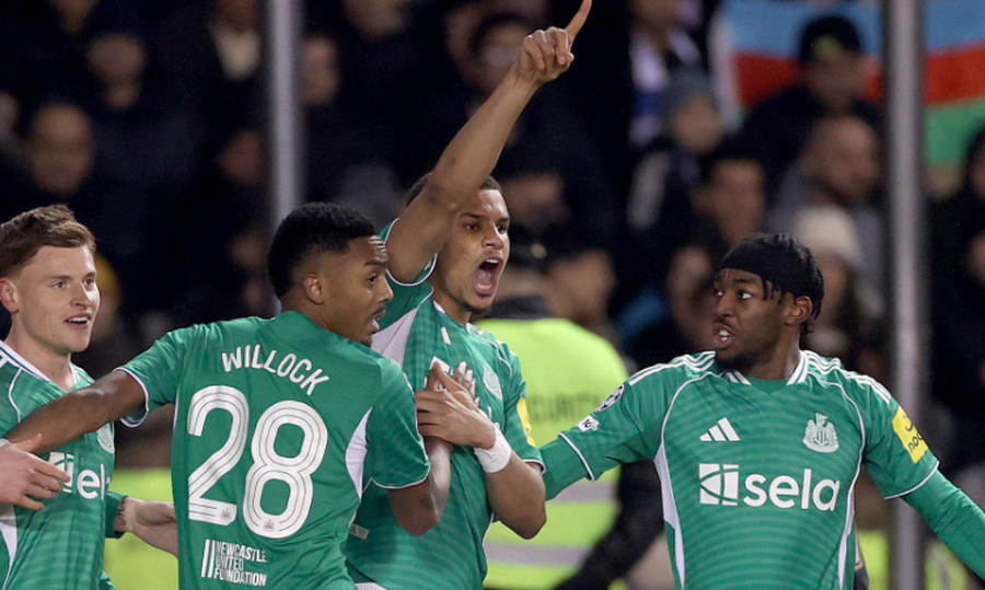 VIDEO/ Sulmuesi anglez shk&euml;lqen me &ldquo;poker&rdquo;, Newcastle