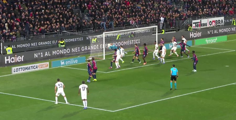 VIDEO/ Lazion e z&euml; &ldquo;mallkimi&rdquo; i Elseid Hysajt! Kryeqytetasit