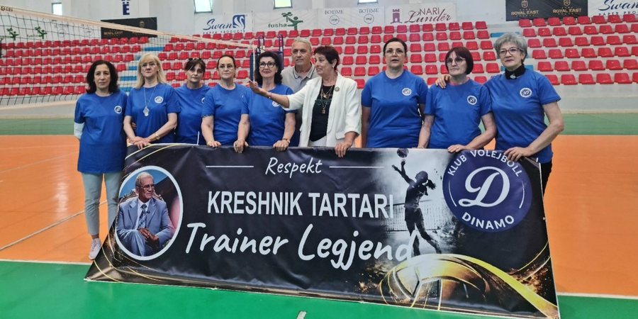 Sh&euml;rbeu si &ldquo;mentor&rdquo; dhe u shpall&euml;n kampion&euml; te
