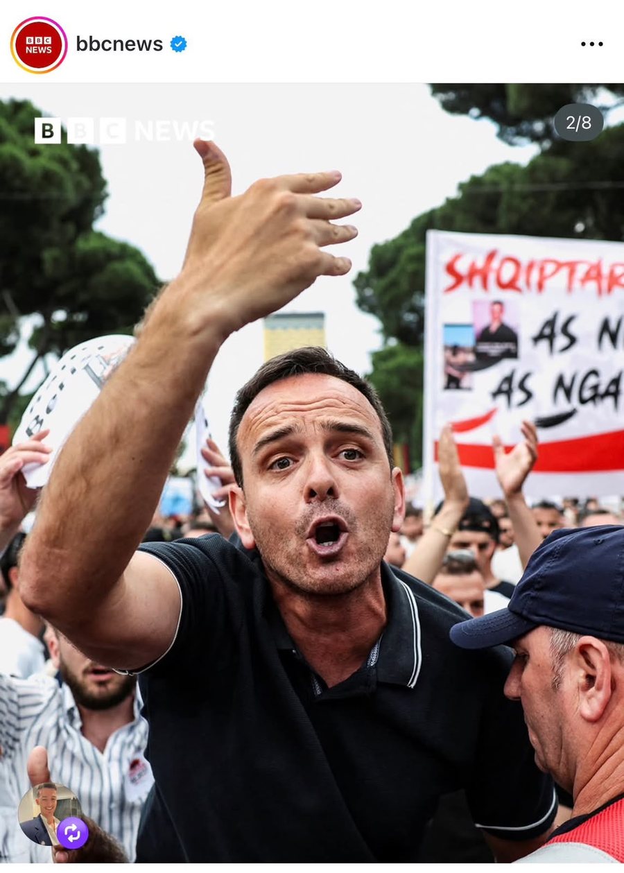 FOTOLAJM/ Protestat n&euml; Tiran&euml;, gjyqtari i njohur i kampionatit