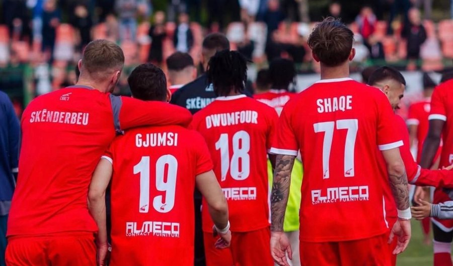 Ka veshur fanell&euml;n e n&euml;nkampion&euml;ve dhe vlen 150 mij&euml; euro,