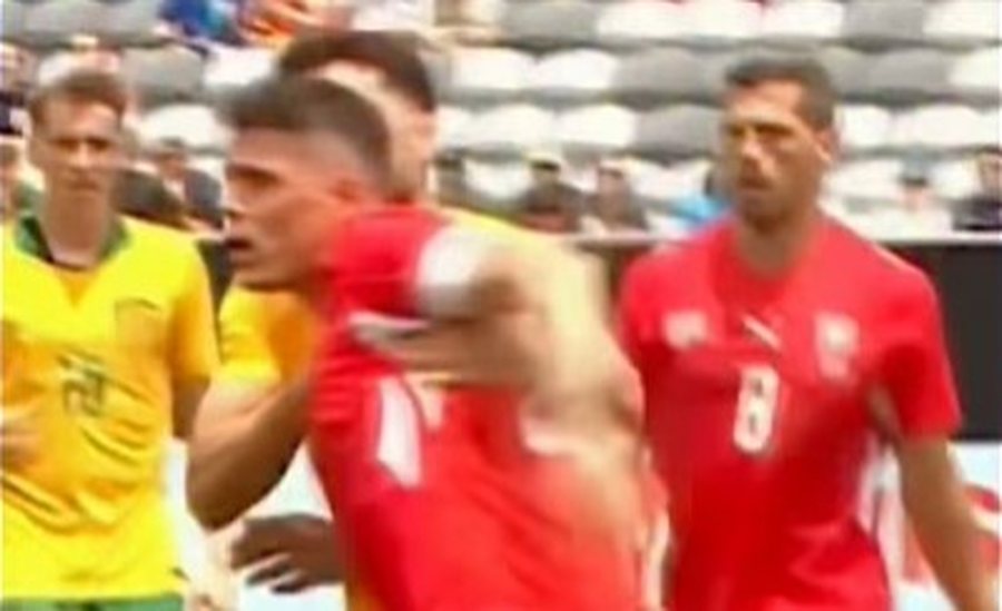 VIDEO/ Granit Xhaka tregon "gjakun e shqiptarit", ish-sulmuesi i