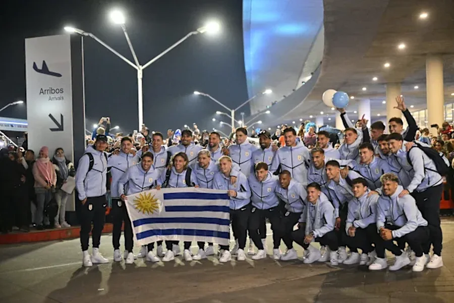 Autoritet n&euml; SHBA bllokojn&euml; Uruguain, trajneri largohet nga konferenca