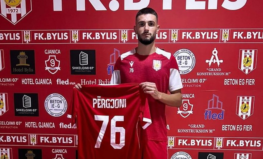 ZYRTARE/ Klubi i Kategoris&euml; s&euml; Par&euml; mbush &ldquo;arkat&rdquo;,