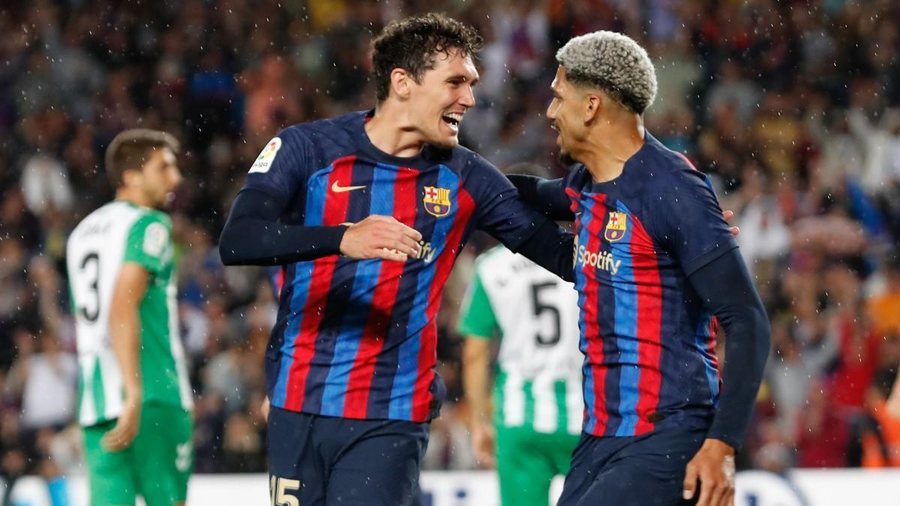 E KRYER/ Barcelona i &ldquo;surprizon&rdquo; tifoz&euml;t e saj, vjen akordi me