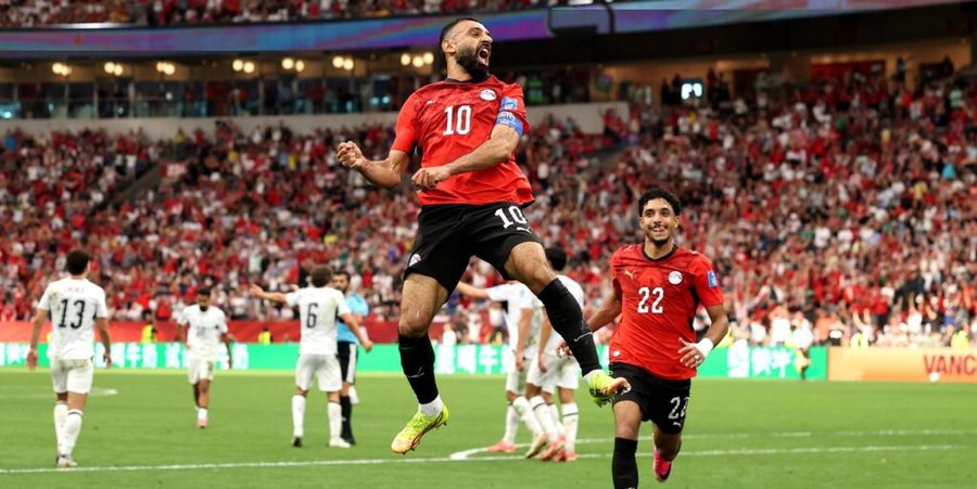 VIDEO/ Shk&euml;lqimi absolut i Mohamed Salah, Egjipti i falet