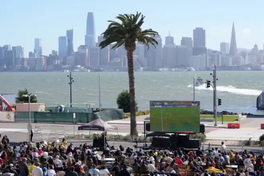 Kalifornia nj&euml; &ldquo;vat&euml;r&rdquo; sulmesh n&euml; koh&euml;