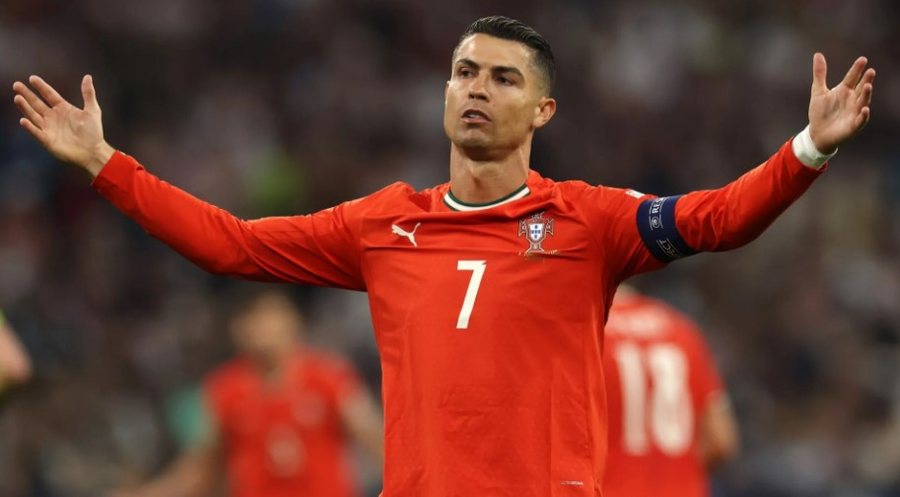 ZYRTARE/ Merr fund &ldquo;telenovela&rdquo; e Roberto Martinez, Cristiano