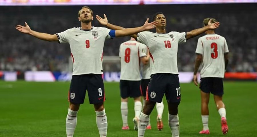 VIDEO/ 5 gola, karton i kuq dhe &ldquo;magjistari&rdquo; Bellingham, Anglia