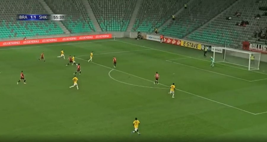 VIDEO/ Skuadra sllovene tregohet kock&euml; e fort&euml; p&euml;r