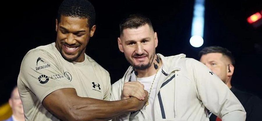 Anthony Joshua gjest &ldquo;burrash&rdquo; pas fitores me Krist Preng&euml;n,