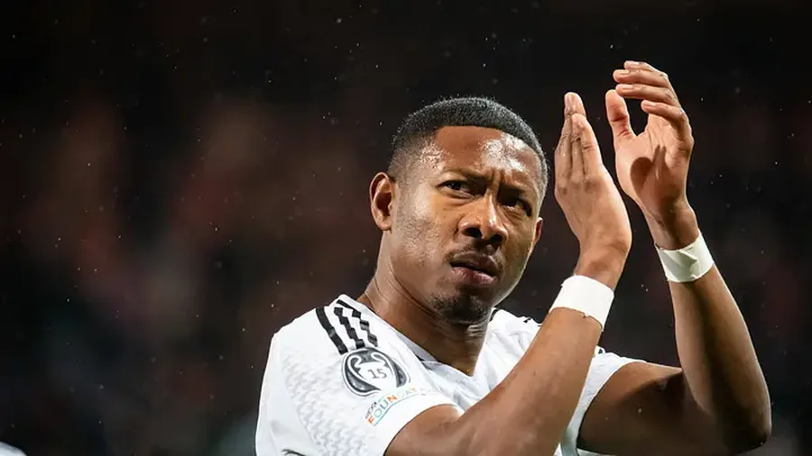 E ardhmja mbetet ende e paqart&euml;, David Alaba duhet t&euml; zgjedh&euml; mes